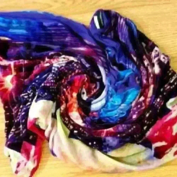 CYNTHIA ROWLEY Womans INFINITY Scarf NYC CITY SCAPE Velour BLUE Jersey 36x20 - Picture 4 of 10